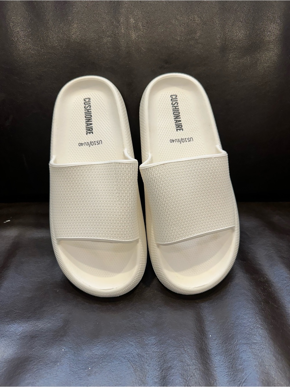 Cushionaire Cloud Slides - Women's White Slide Sandals US 10